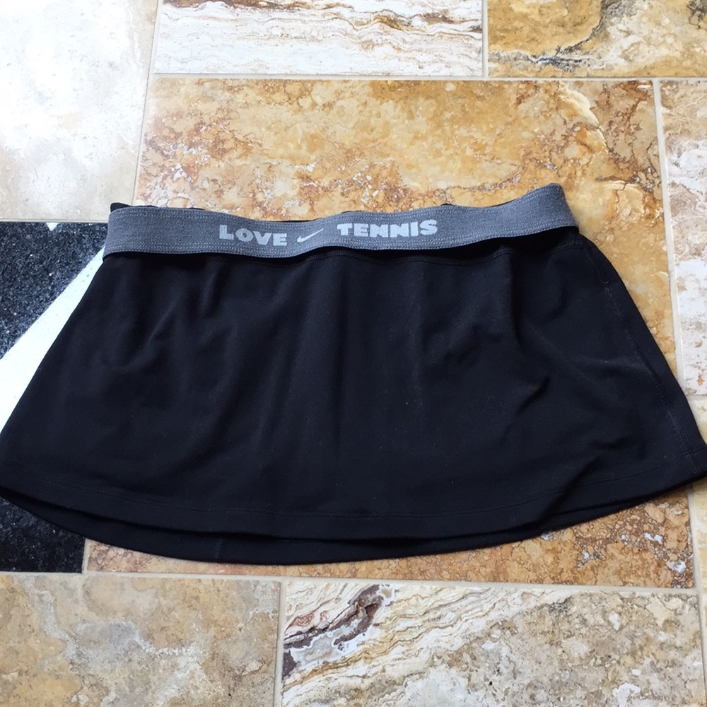 Nike Tennis skort reflective pale swoosh dry fit